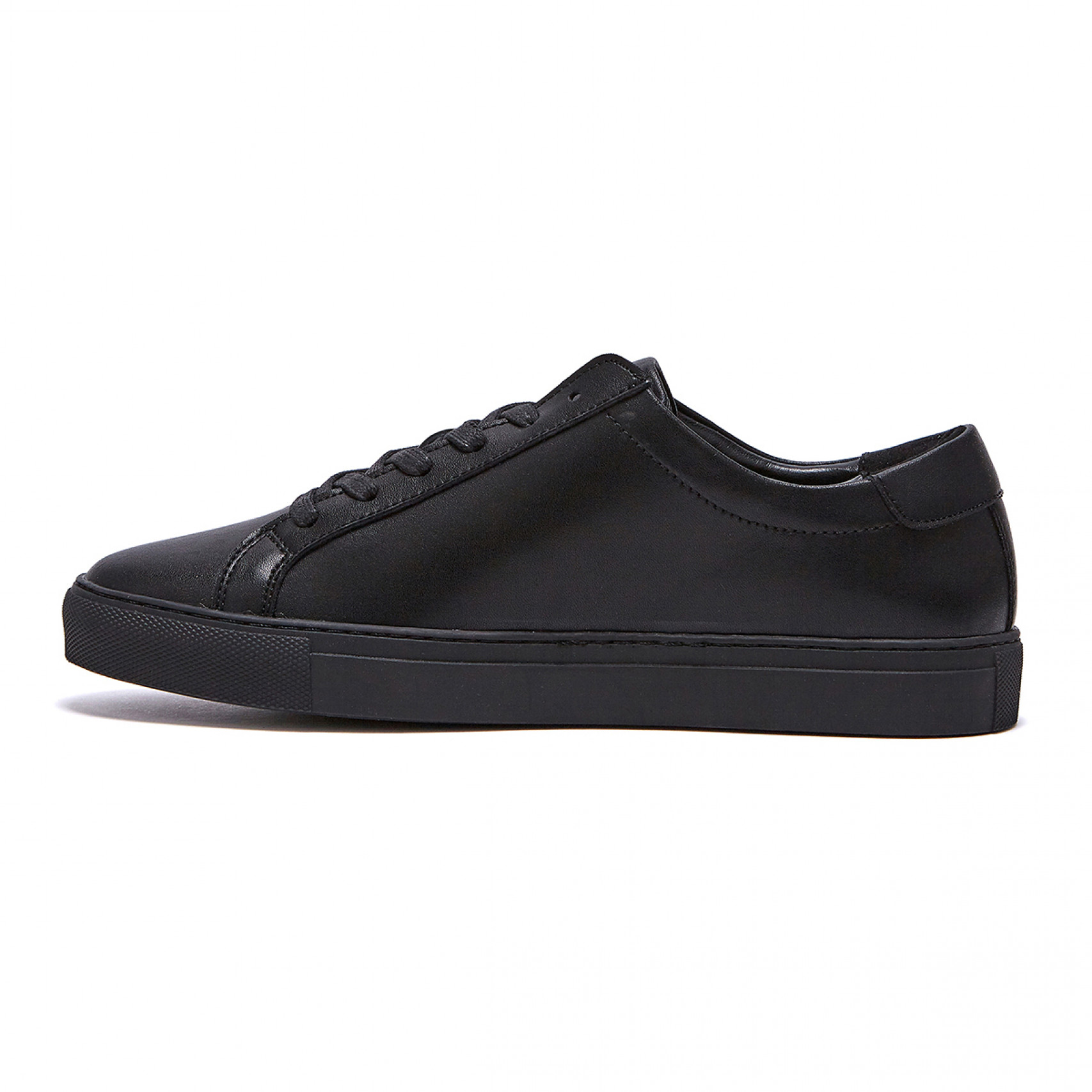 소가죽 Classic Leather Sneakers Ver2 블랙 / FLCCCA4U24