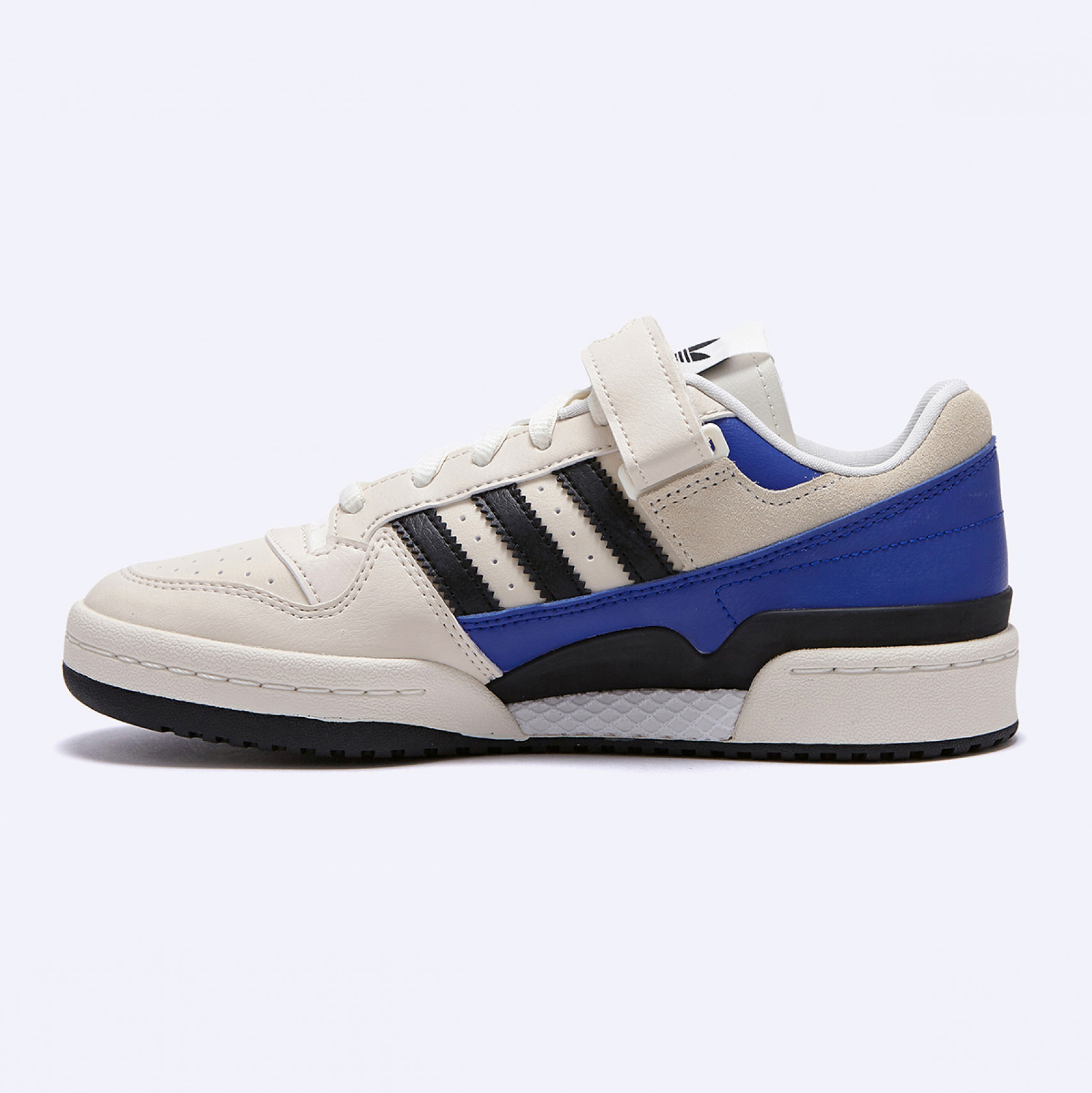 포럼 로우 W / HQ4426