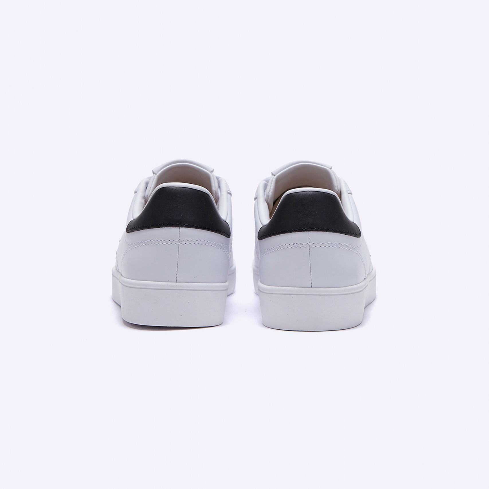 스펜서 레더 화이트 / B4334