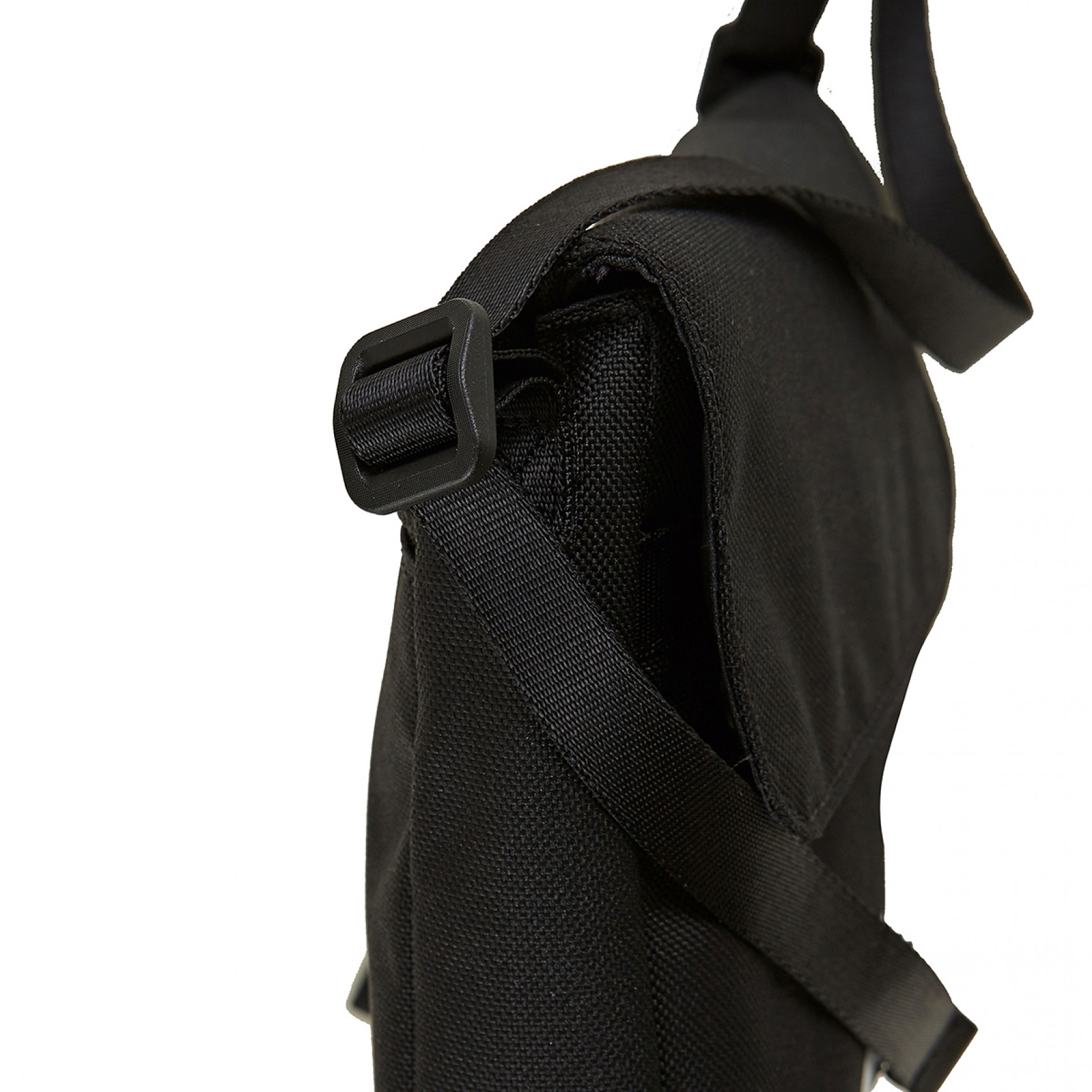 퓨추라 365 크로스바디 / CW9300-010