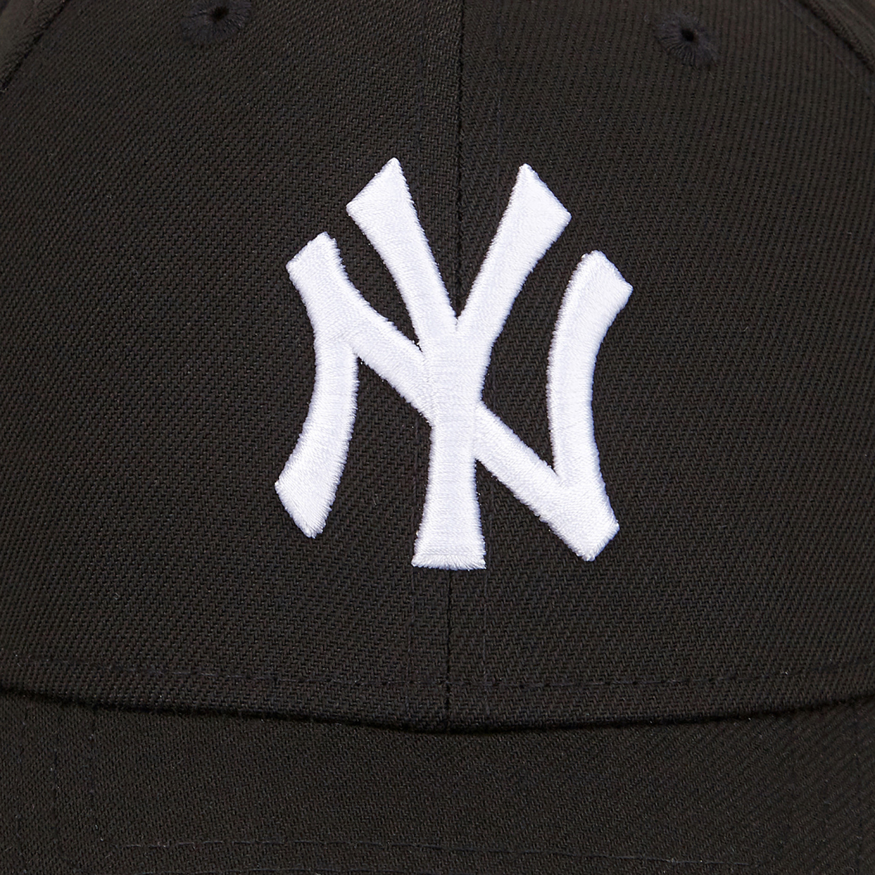 MLB 화이트 온 블랙 뉴욕 양키스 볼캡 / 14205806