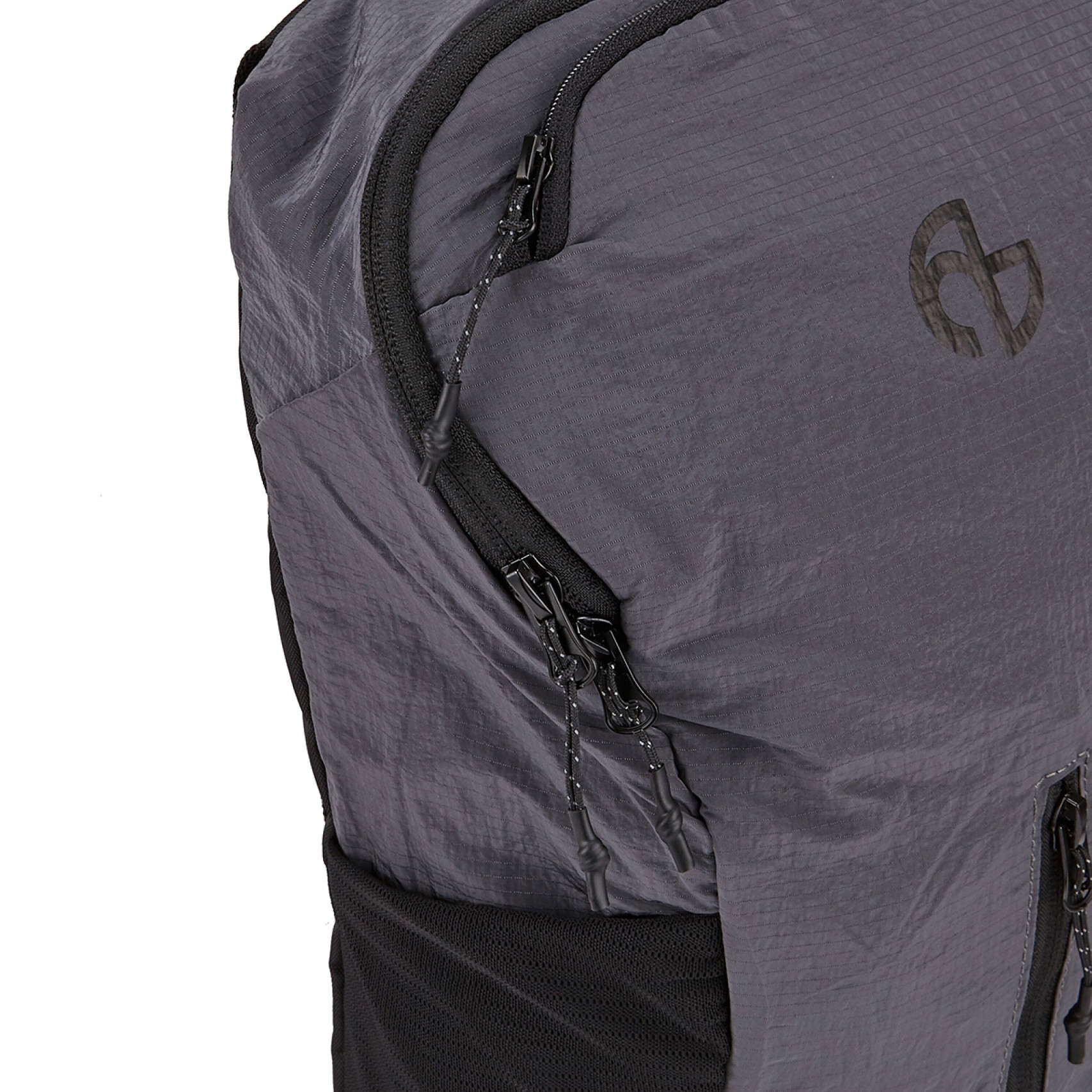SYMBOL NYLON DAYPACK - CHARCOAL