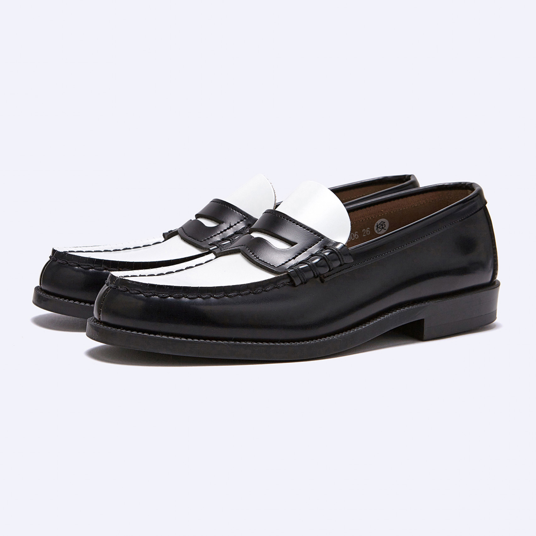 남성용 소가죽 페니로퍼 블랙 화이트 / 906-BL/WH