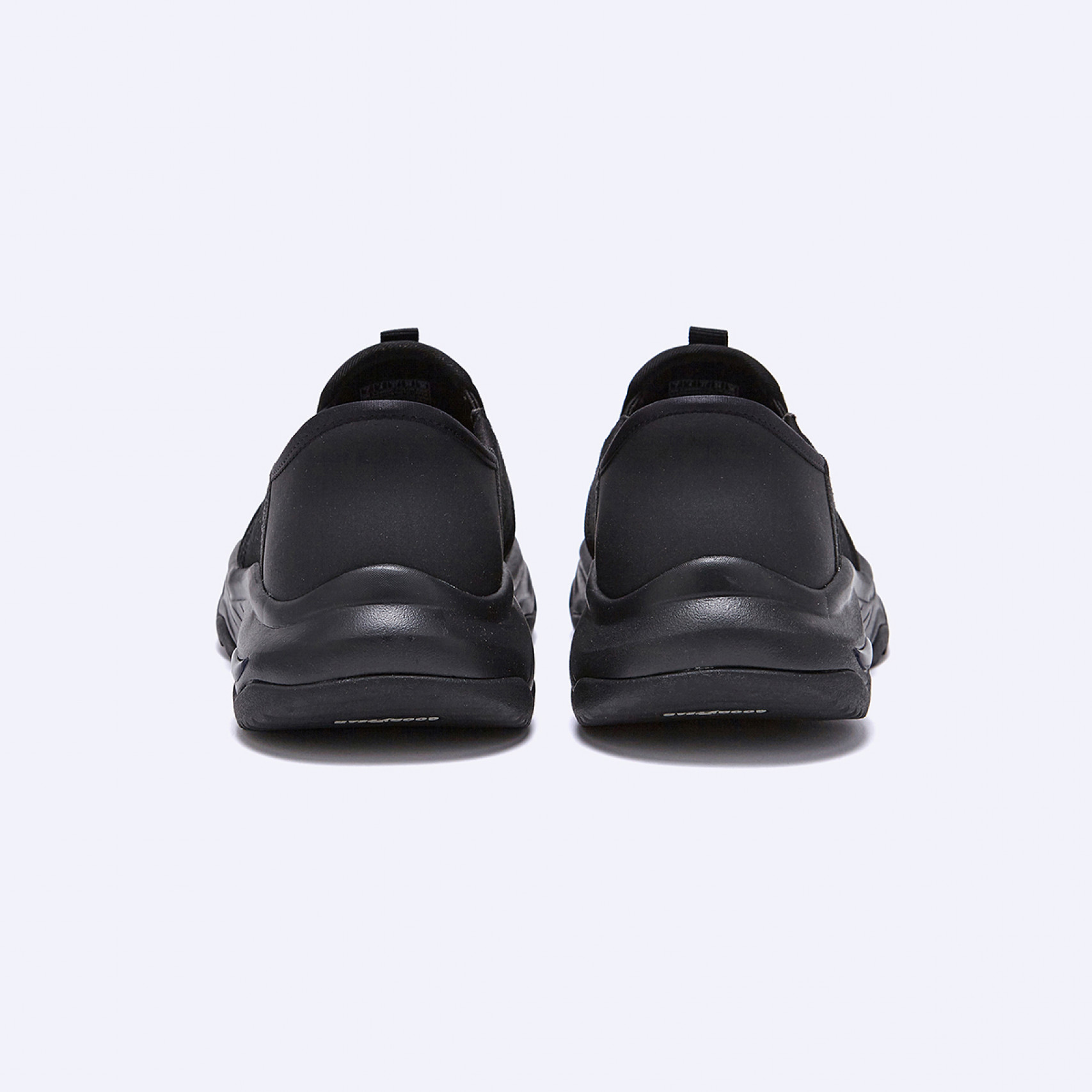 고 워크 아치핏 아웃도어 슬립인스 여성 / 124896BBK