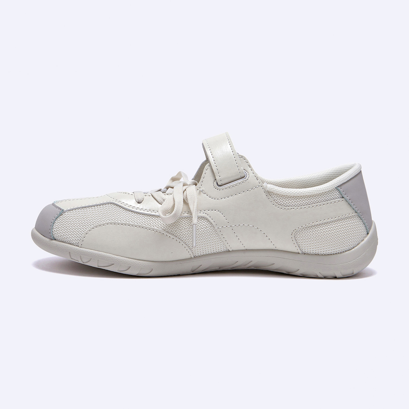 로마리 레이스업 스니커즈 아이보리 / FLOTFA1W18