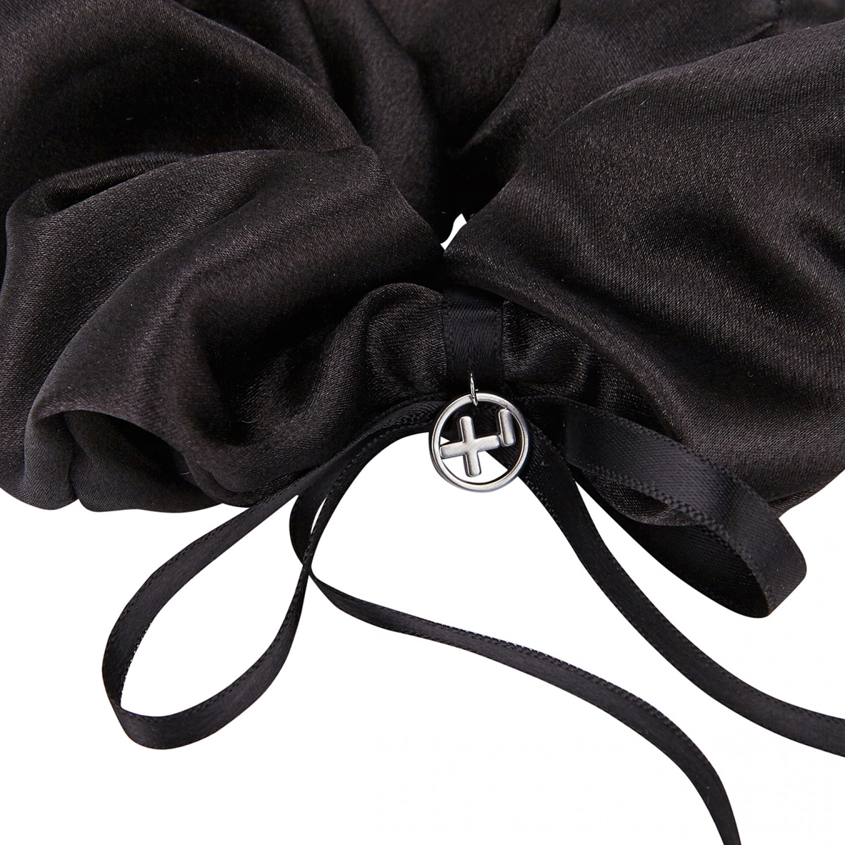 글로시 리본 헤어 스크런치 블랙 / FLOTFA1A33