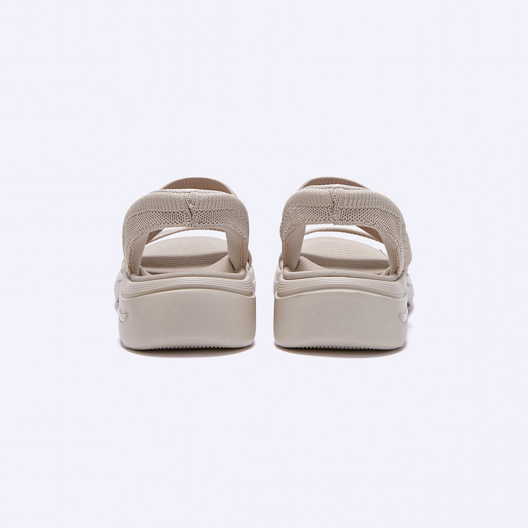 고워크 아치핏 2.0 샌들 베이지 여성 / 140849NAT