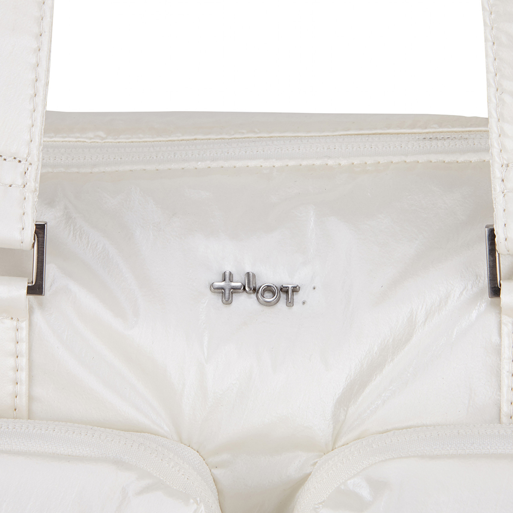 글로시 더플백 화이트 / FLOTFA1B09