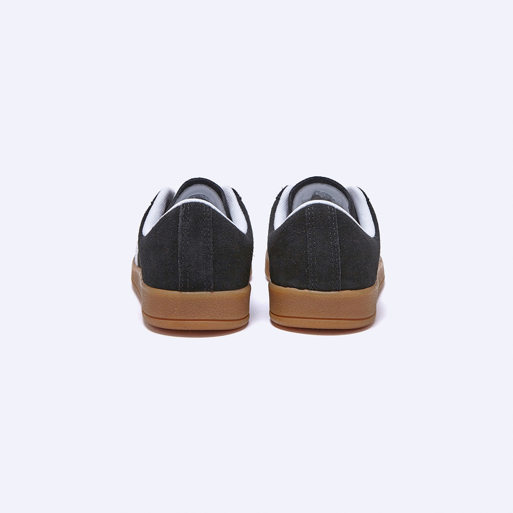 올스타 클래식 트레이너 스웨이드 블랙 / A15621C