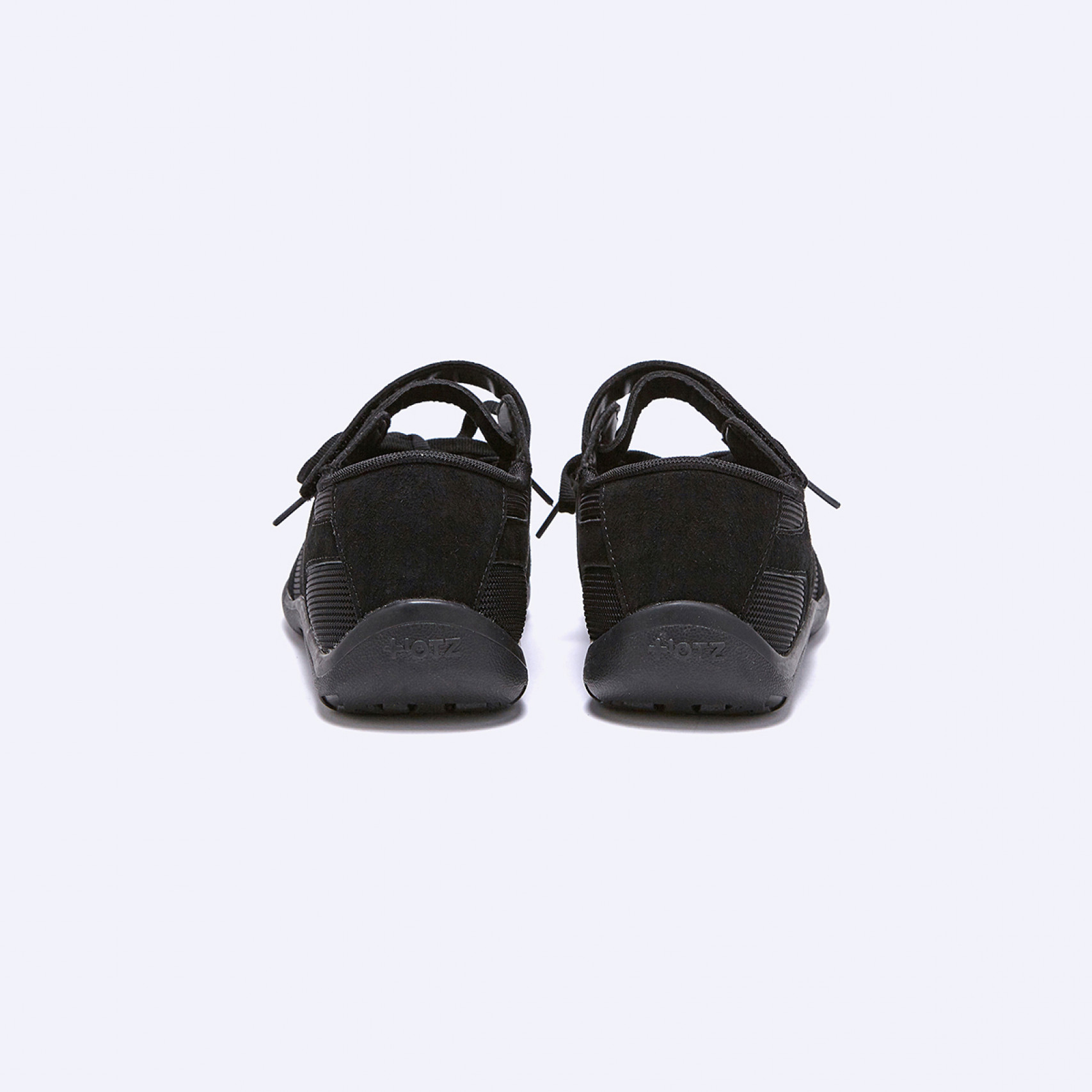 로마리 스웨이드 레이스업 스니커즈 블랙 / FLOTFA3W40