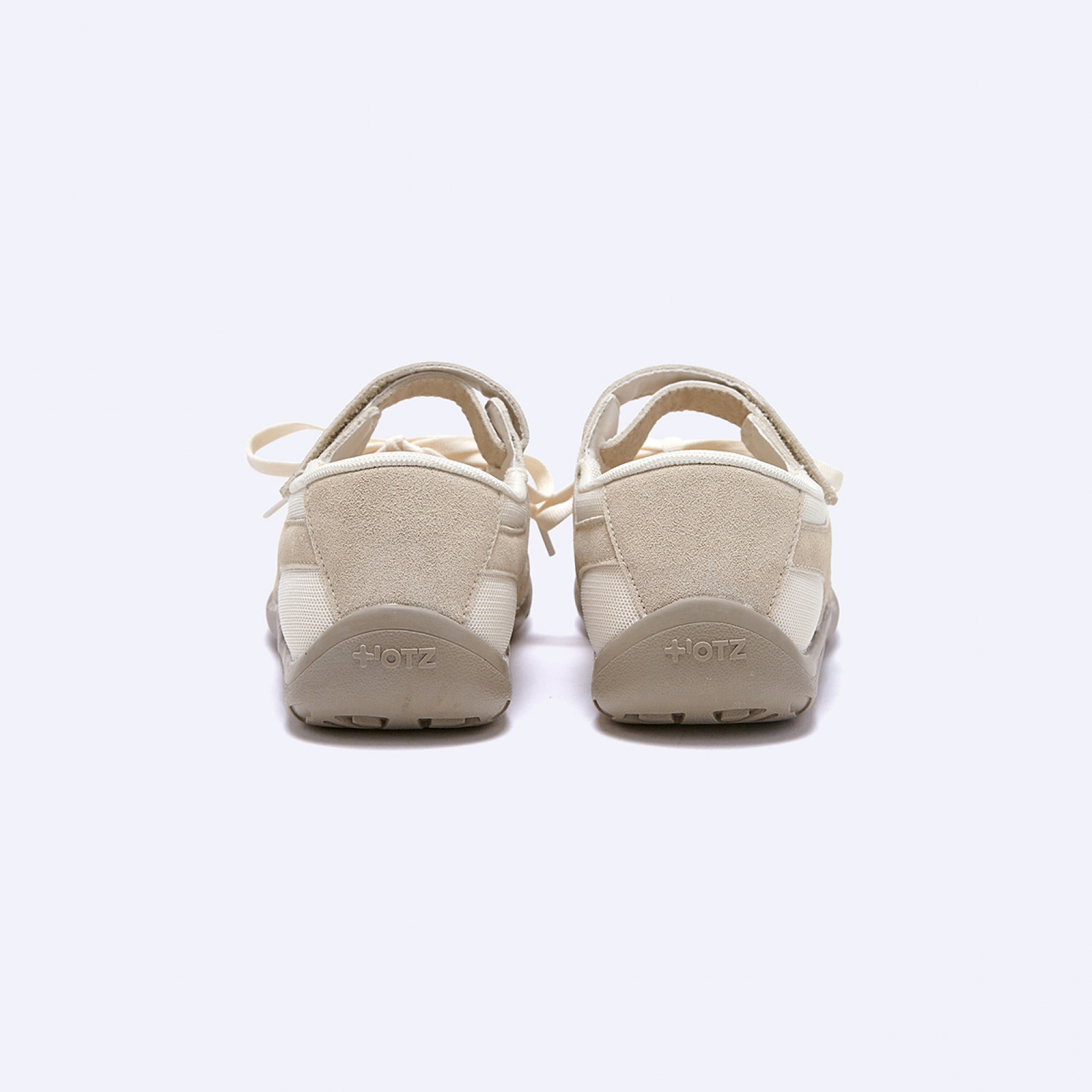 로마리 스웨이드 레이스업 스니커즈 아이보리 / FLOTFA3W42