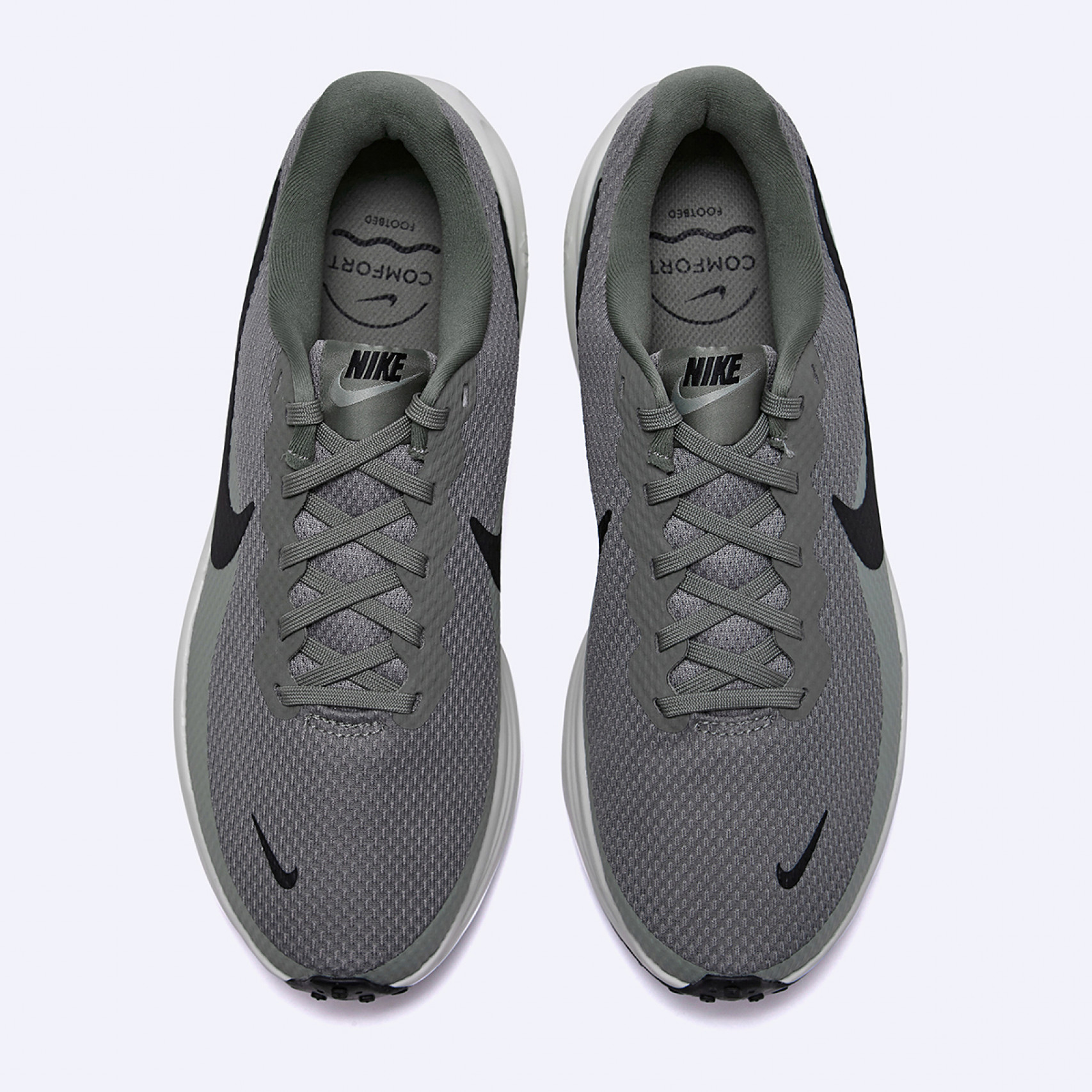 레볼루션 8 남성 / HJ9198-300