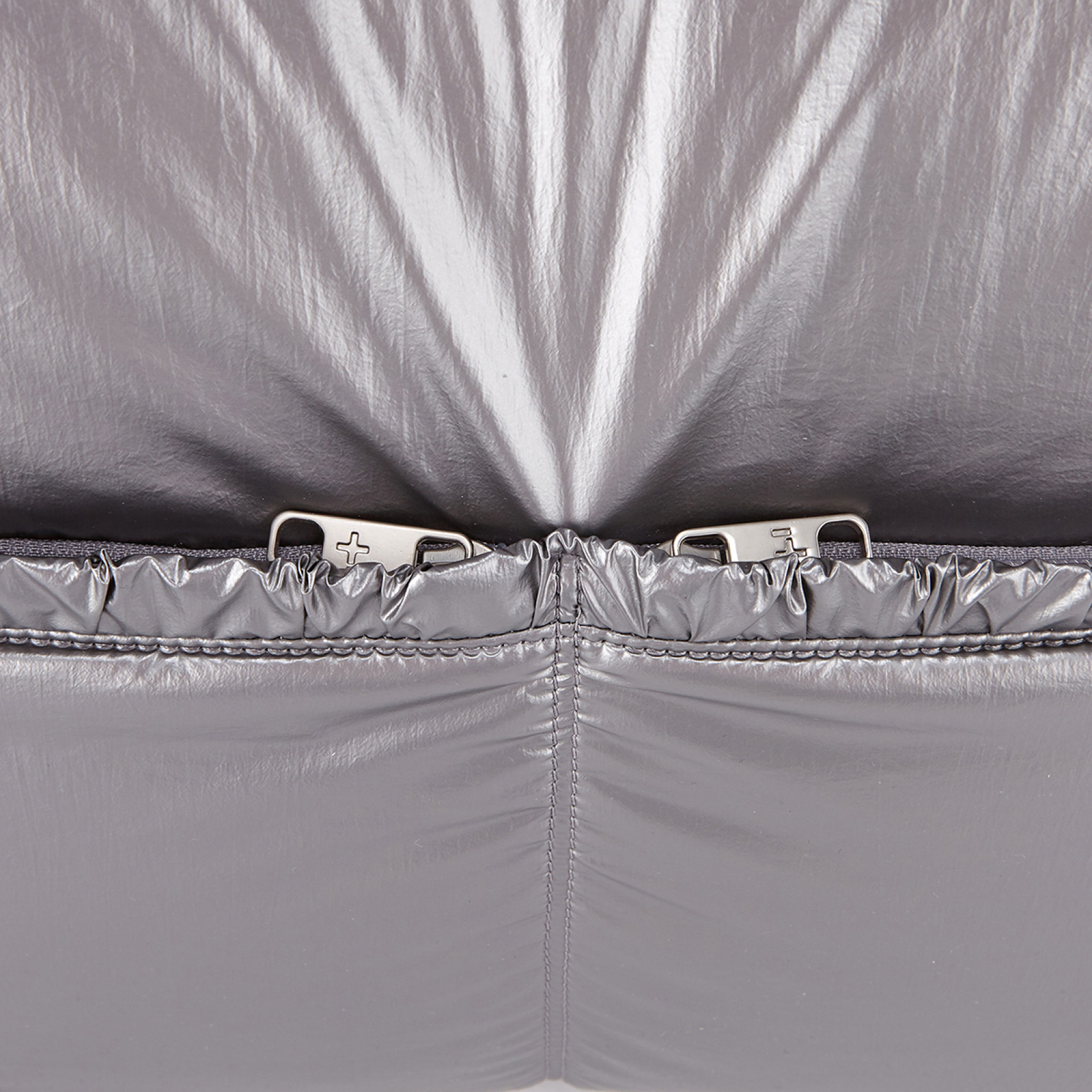 랩탑 클러치 실버 / FLOTFA3B04