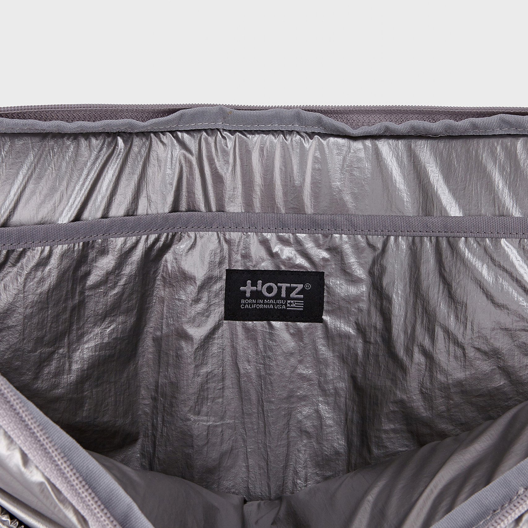 랩탑 클러치 실버 / FLOTFA3B04