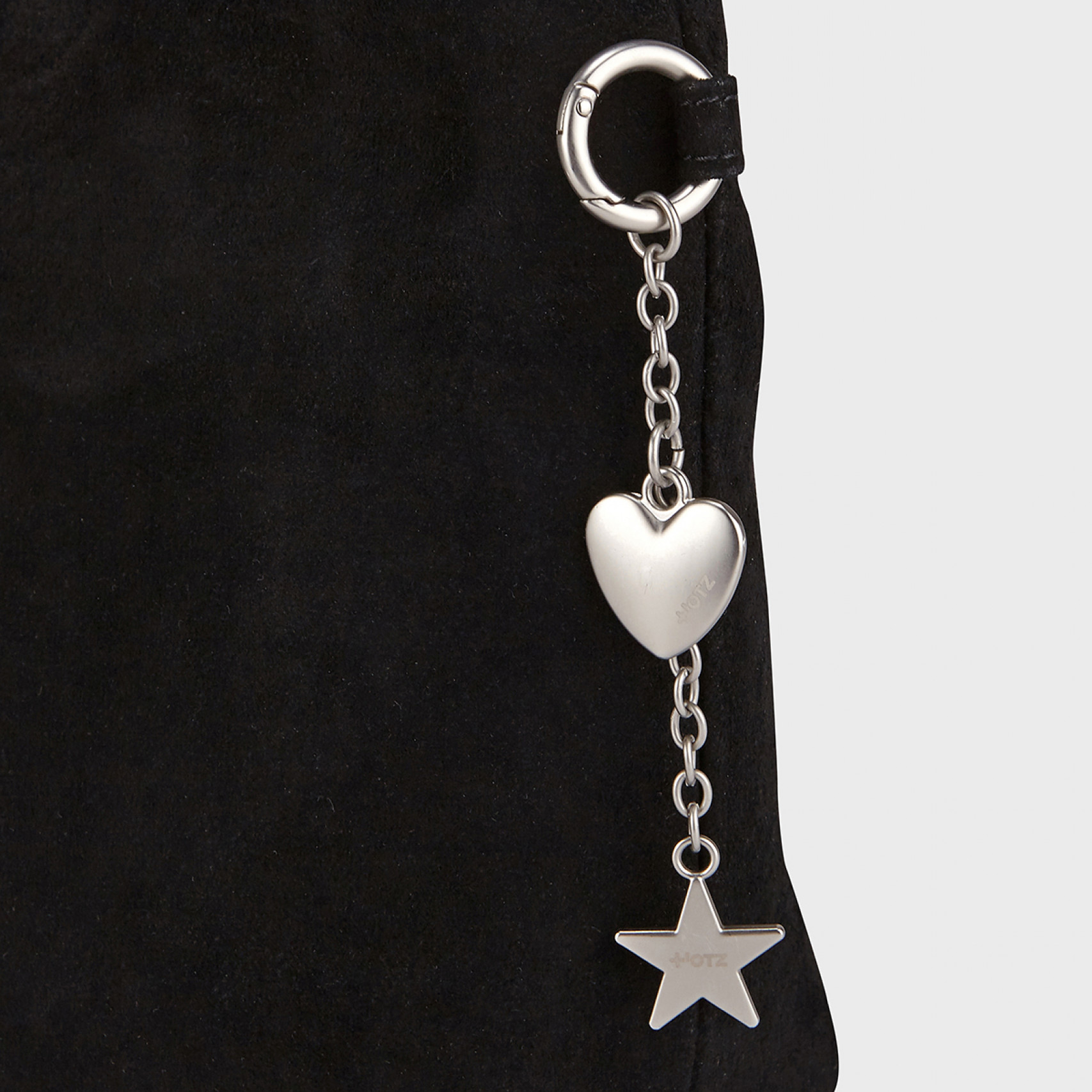 스웨이드 숄더백 블랙 / FLOTFA3B08