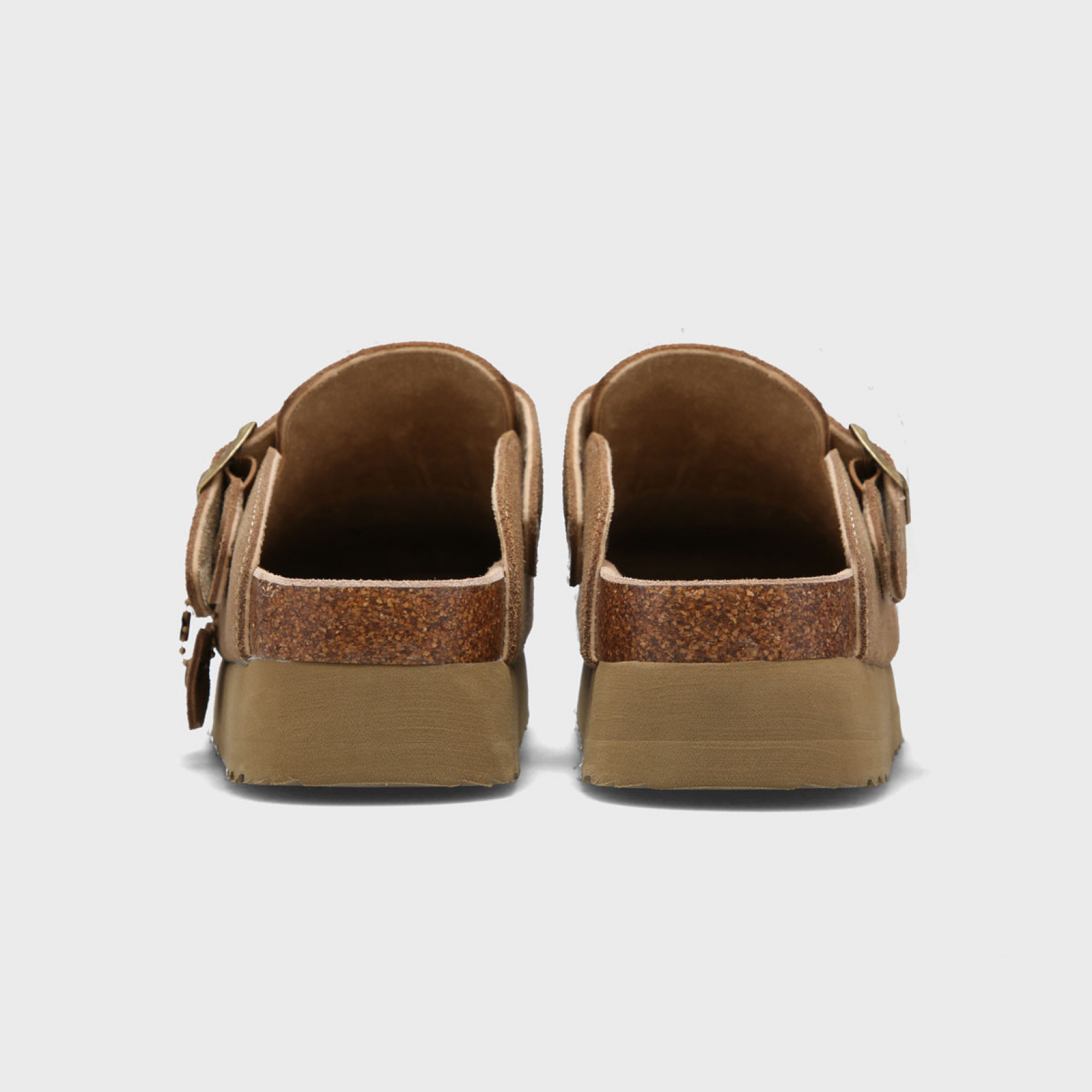 토피 스웨이드 클로그 베이지 여성 / FLOTFA3W46