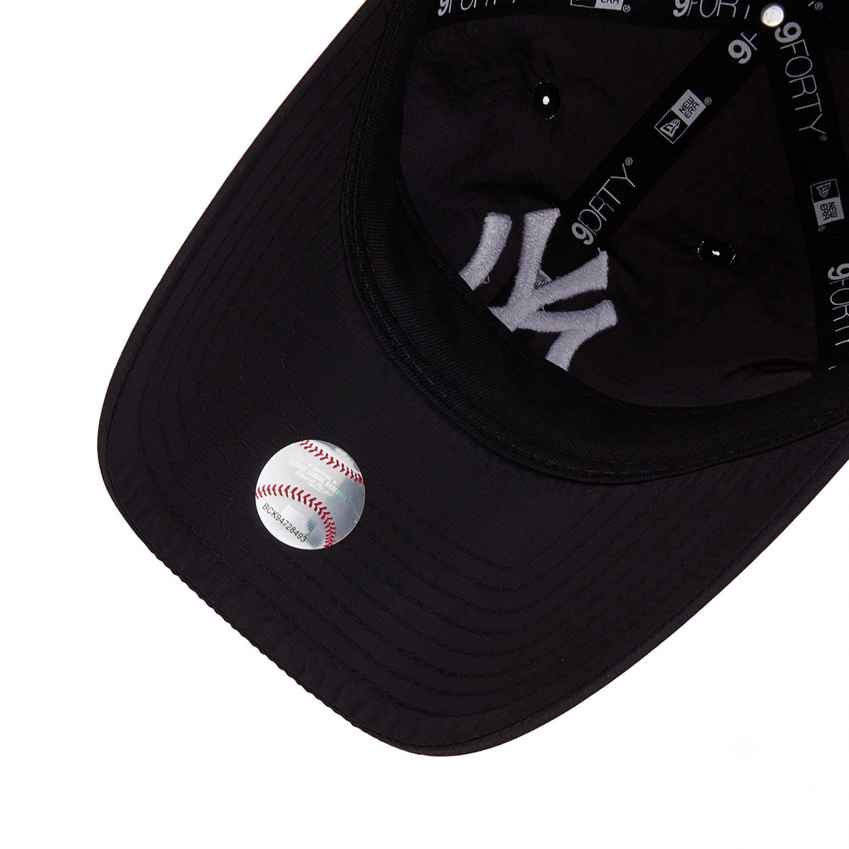 MLB 뉴욕 양키스 나일론 메탈 언스트럭쳐 볼캡 블랙 / 14561850