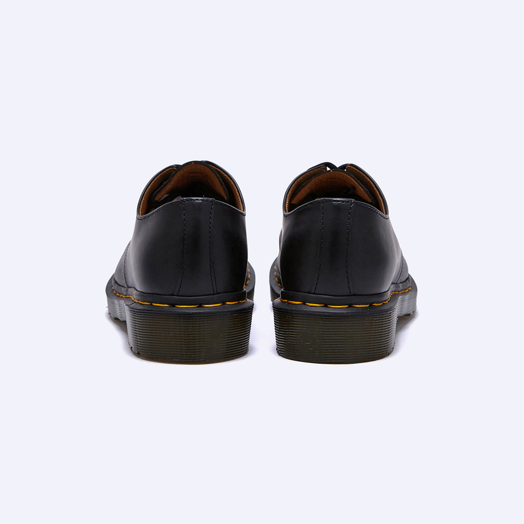 1461 3홀 스무스 블랙 / 11838002