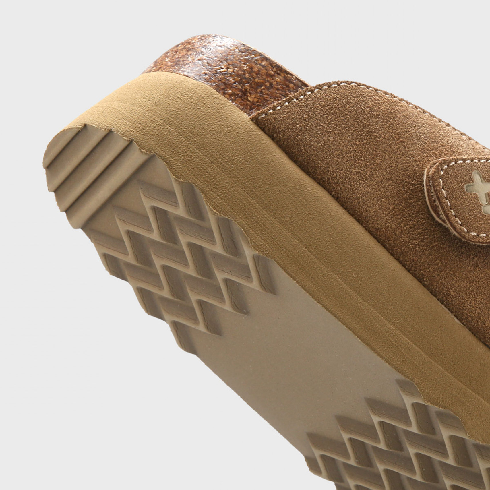 토피 스웨이드 클로그 베이지 여성 / FLOTGA1W46