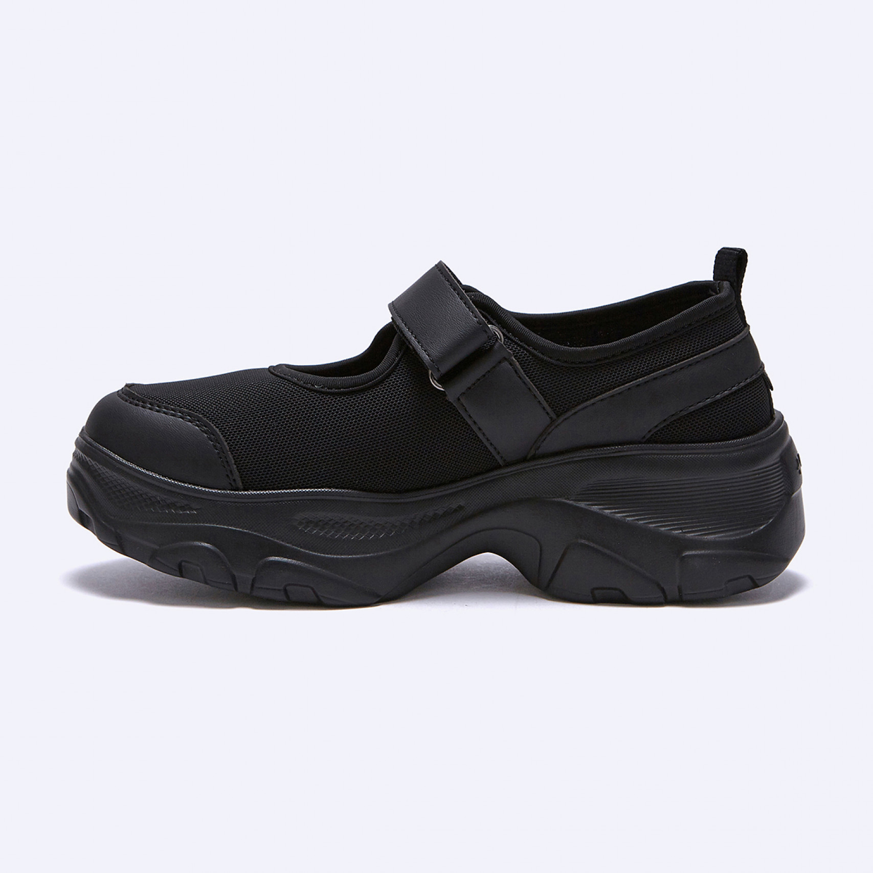 로미타 플랫폼 벨크로 메리제인슈즈 블랙 / FLOTGA1W05