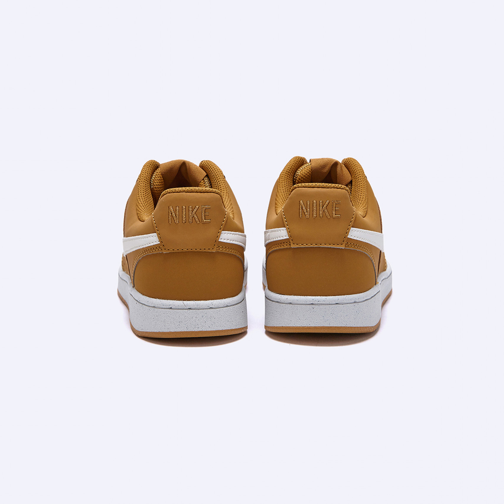 코트 비전 로우 V2 NBK 브라운 남성 / HV8139-700