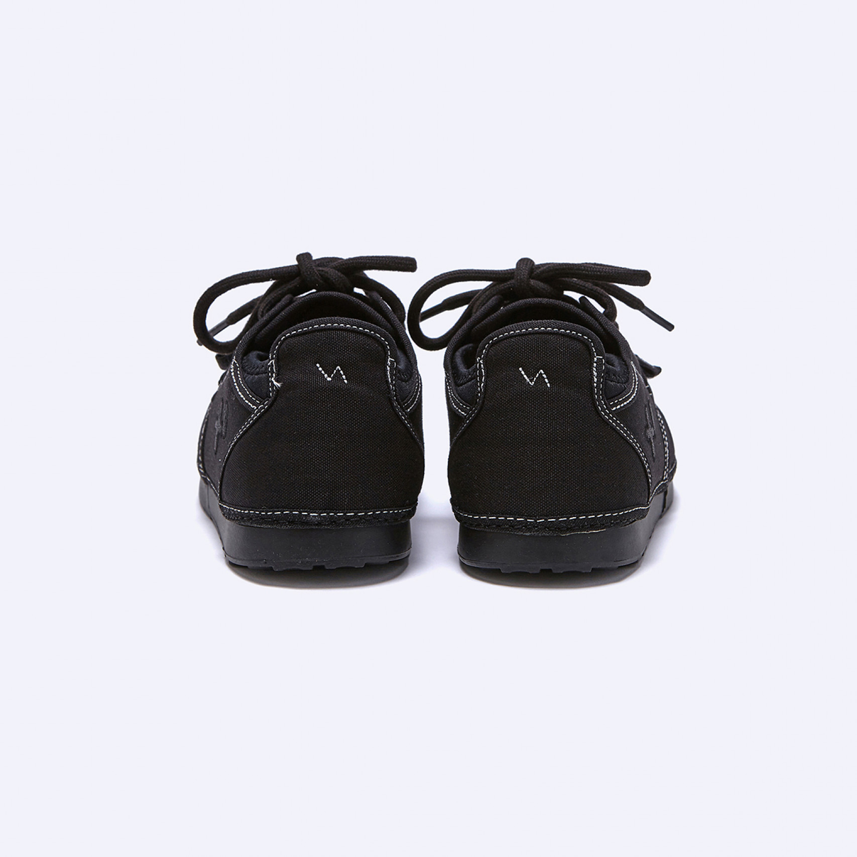 3300 캔버스 로우 블랙 / FLOTGA0U01