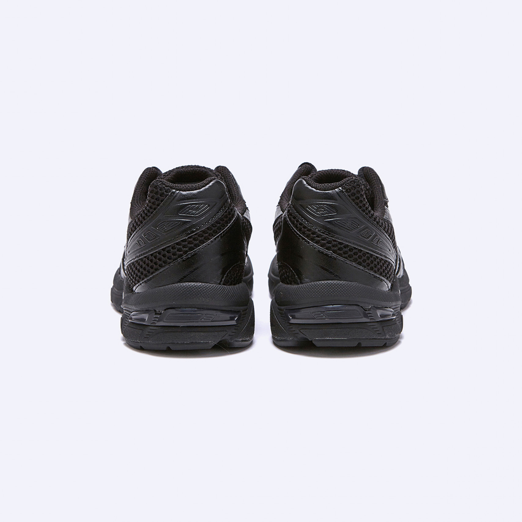 젤 1130 블랙 그래파이트 그레이 / 1201A256-002