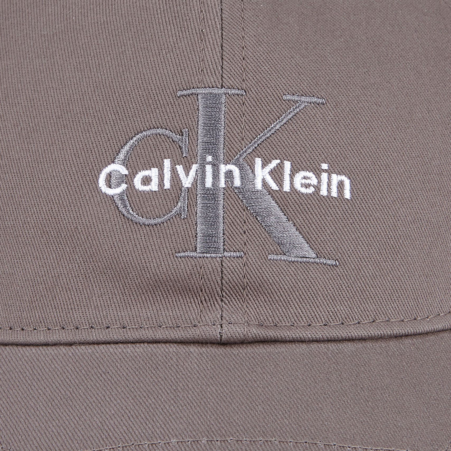 CKJ 모노그램 엠브로이더리 볼캡 그레이 / 4G5004G-PA7