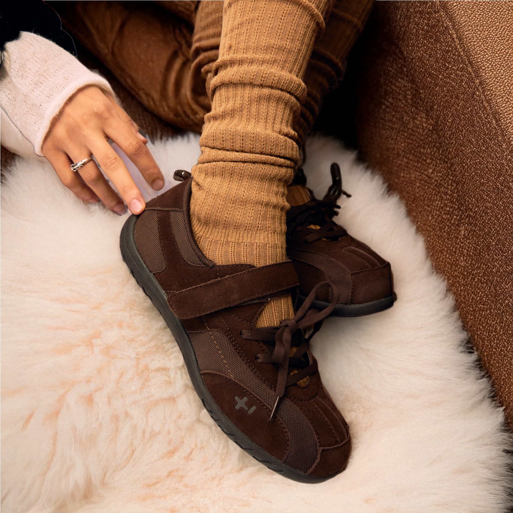 로마리 스웨이드 레이스업 스니커즈 브라운 / FLOTGA1W41