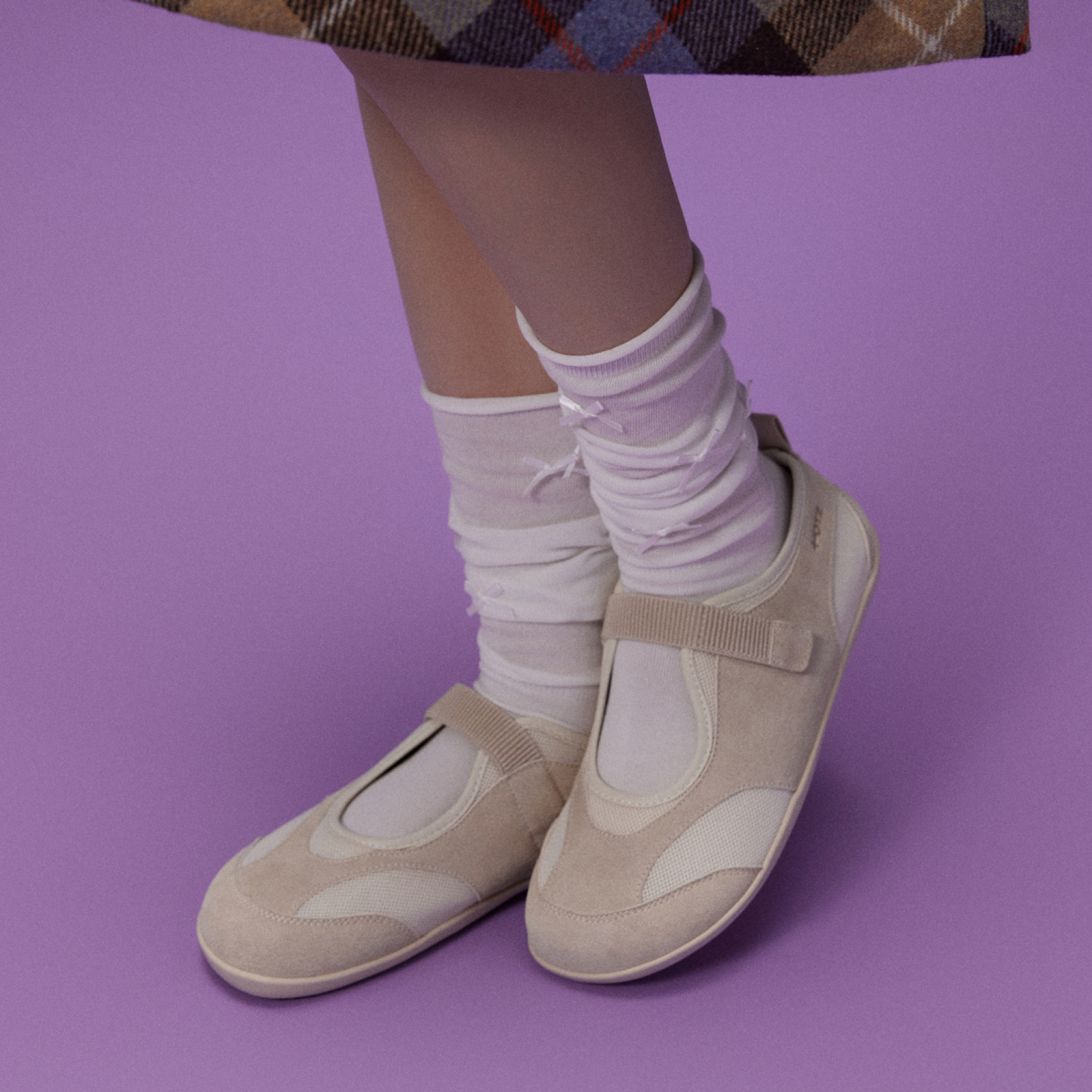 툴레아 밴딩 플랫 스웨이드 아이보리 / FLOTGA1W21